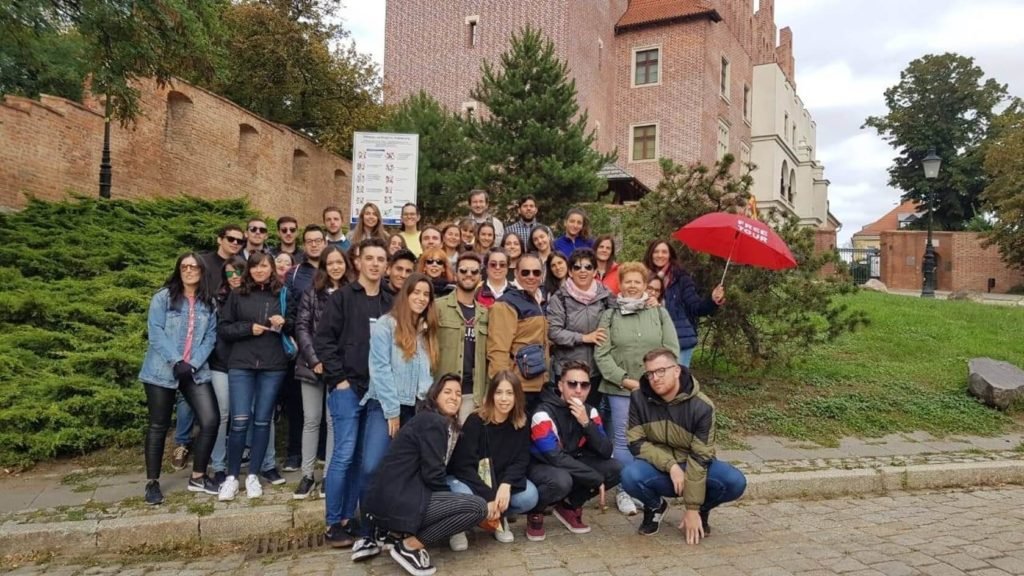 Free Tour Centro historico de Poznan Contacto - Contact
