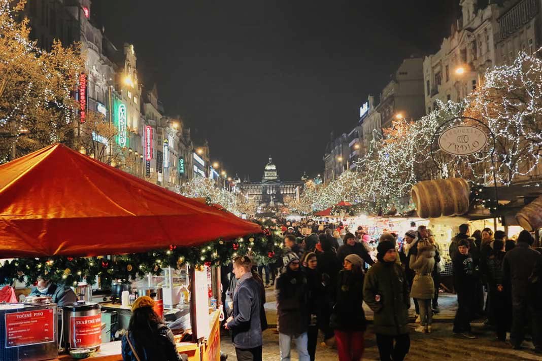 Mercado navideño Wenceslao Praga